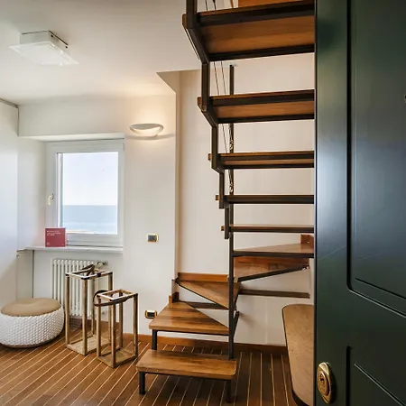 Il Balconcino Sul Mare Di Genova By Wonderful Italy